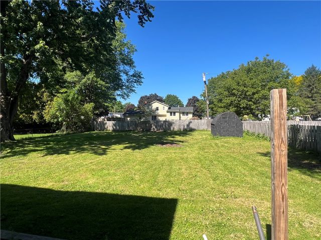 163 Elmgrove Road, Greece, NY 14626