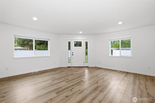 9815 178th Way SW, Rochester, WA 98579