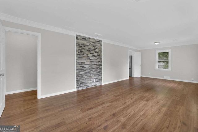 571 Benmac Road SE, Smyrna, GA 30080