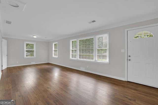 571 Benmac Road SE, Smyrna, GA 30080