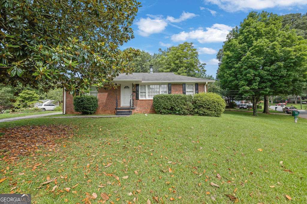 571 Benmac Road SE, Smyrna, GA 30080