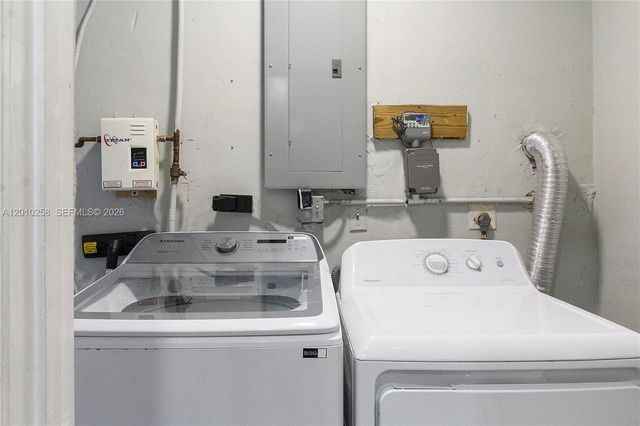 3024 NE 2nd Ter, Wilton Manors, FL 33334