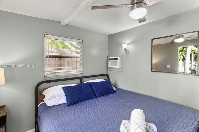 3024 NE 2nd Ter, Wilton Manors, FL 33334