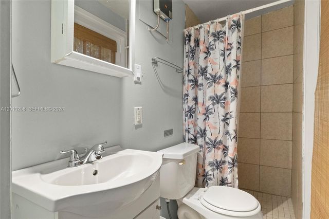 3024 NE 2nd Ter, Wilton Manors, FL 33334