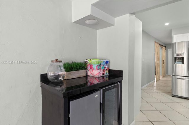 3024 NE 2nd Ter, Wilton Manors, FL 33334