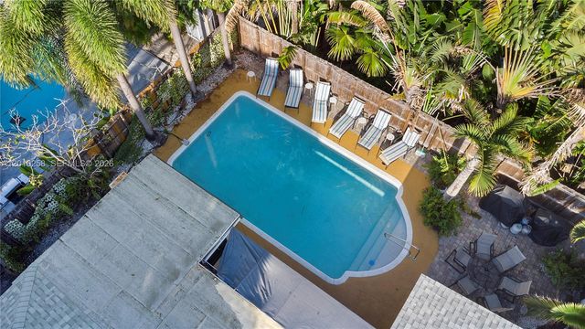 3024 NE 2nd Ter, Wilton Manors, FL 33334