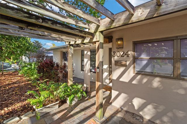 3024 NE 2nd Ter, Wilton Manors, FL 33334