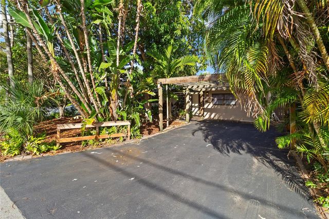 3024 NE 2nd Ter, Wilton Manors, FL 33334