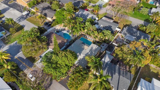 3024 NE 2nd Ter, Wilton Manors, FL 33334