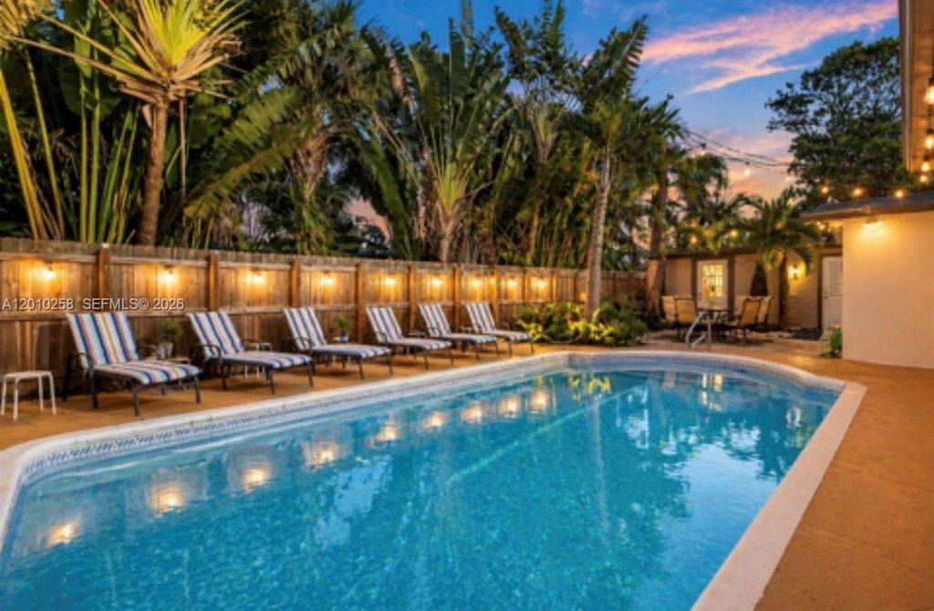 3024 NE 2nd Ter, Wilton Manors, FL 33334