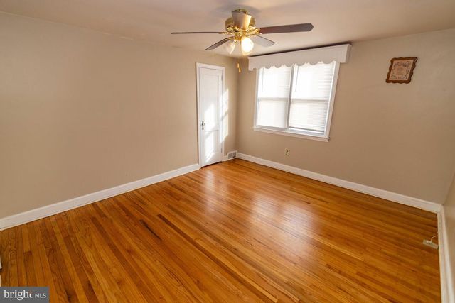 651 MAGNOLIA AVE, Glenolden, PA 19036