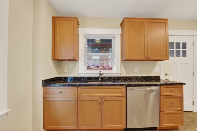 25 Main St Apt 3, Somerville, MA 02145