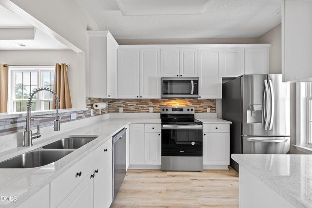 2120 Castle Pines Drive, Raleigh, NC 27604