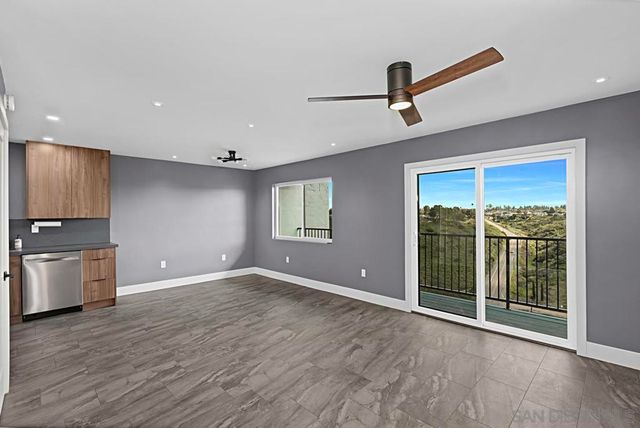 3065 Cowley Way 46, San Diego, CA 92117