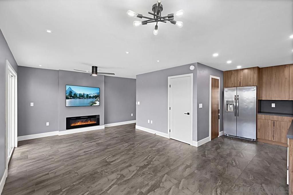 3065 Cowley Way 46, San Diego, CA 92117