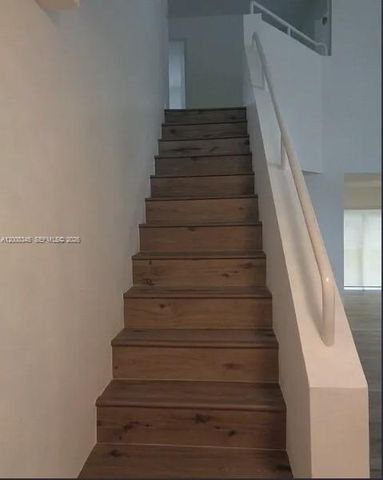 12892 SW 61st St, Miami, FL 33183