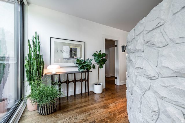 2071 E ST. MARYS DR, Salt Lake City, UT 84108
