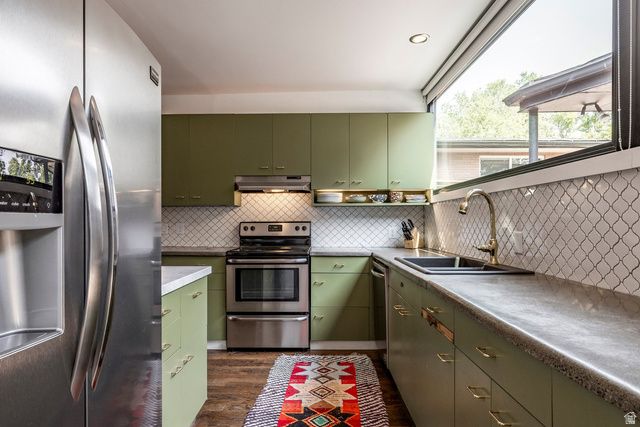 2071 E ST. MARYS DR, Salt Lake City, UT 84108