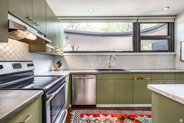 2071 E ST. MARYS DR, Salt Lake City, UT 84108