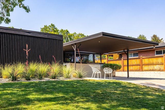 2071 E ST. MARYS DR, Salt Lake City, UT 84108