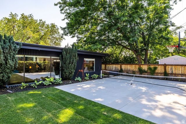 2071 E ST. MARYS DR, Salt Lake City, UT 84108