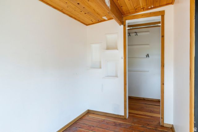 2071 E ST. MARYS DR, Salt Lake City, UT 84108