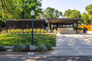 2071 E ST. MARYS DR, Salt Lake City, UT 84108