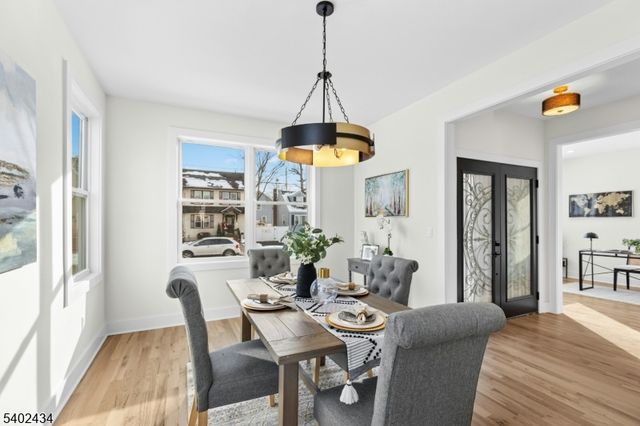 61 W Colfax Ave, Roselle Park Boro, NJ 07204