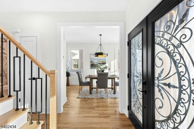 61 W Colfax Ave, Roselle Park Boro, NJ 07204