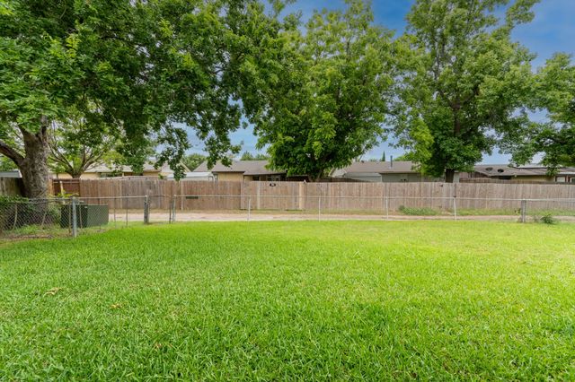 5514 Laredo Lane, Garland, TX 75043