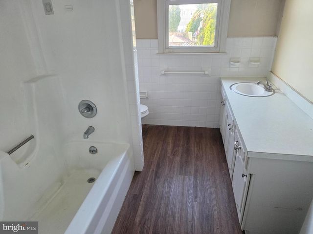 9 THORNTOWN LN, Bordentown, NJ 08505
