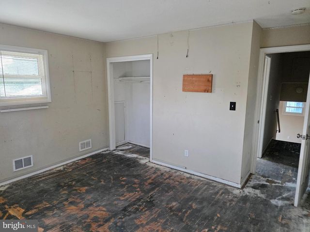 9 THORNTOWN LN, Bordentown, NJ 08505