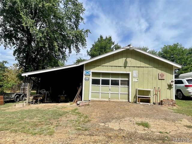 1721 County Road 96, Ironton, MO 63650