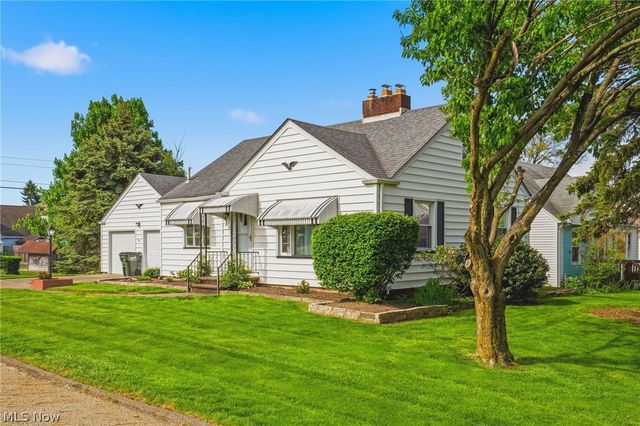 2953 Gibbs Avenue NE, Canton, OH 44714