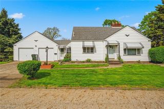 2953 Gibbs Avenue NE, Canton, OH 44714