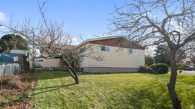 359 E 8400 S, Sandy, UT 84070