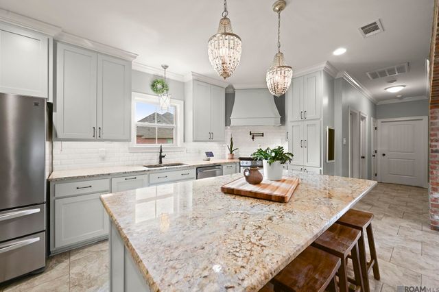 39478 Oceanview Ave, Prairieville, LA 70769