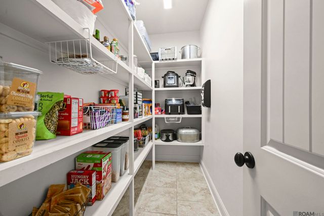 39478 Oceanview Ave, Prairieville, LA 70769