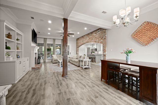 39478 Oceanview Ave, Prairieville, LA 70769