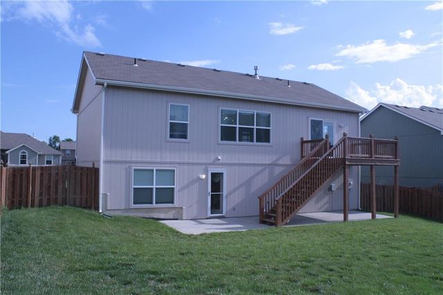 804 Glenview Street, Leavenworth, KS 66048