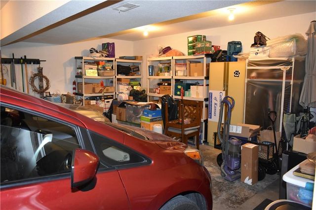 804 Glenview Street, Leavenworth, KS 66048