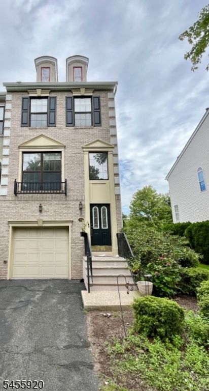 456 Hartford Dr, Nutley Twp., NJ 07110 — exterior