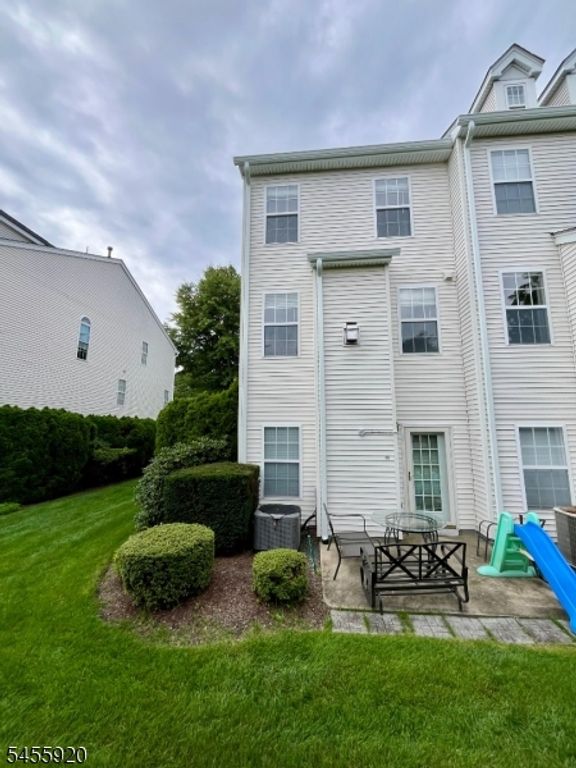 456 Hartford Dr, Nutley Twp., NJ 07110 — photo 4