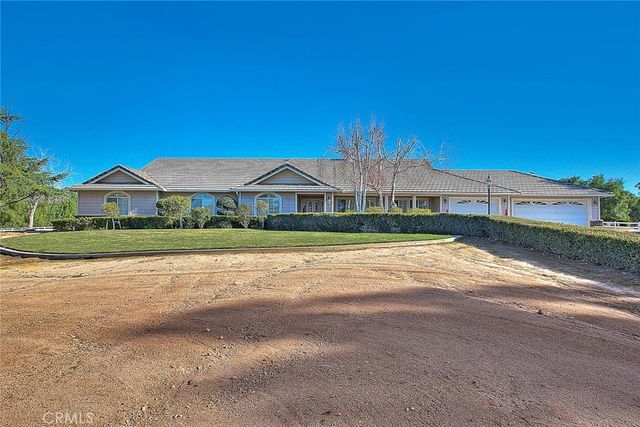 23140 Western Crest Drive, Lake Mathews, CA 92570