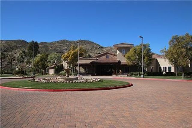 8245 Campbell Court, Hemet, CA 92545