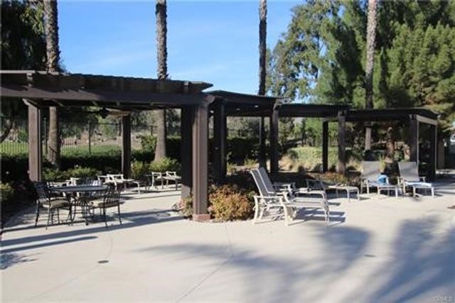 8245 Campbell Court, Hemet, CA 92545