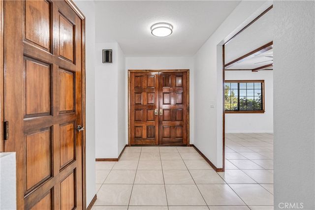 31817 Saint Anne Drive, Llano, CA 93544