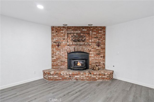 31817 Saint Anne Drive, Llano, CA 93544