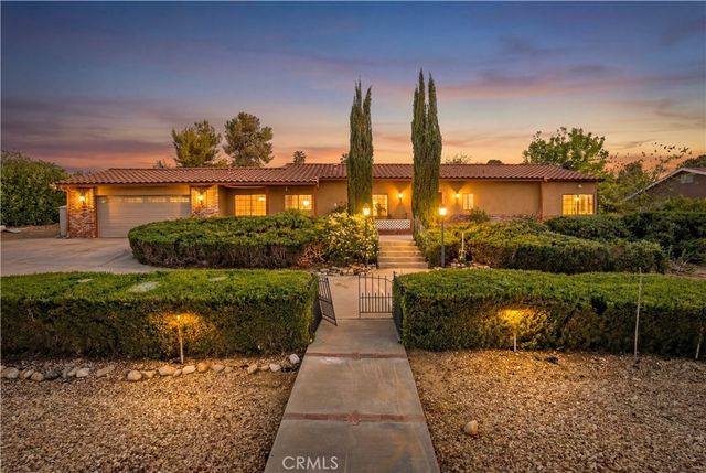 31817 Saint Anne Drive, Llano, CA 93544