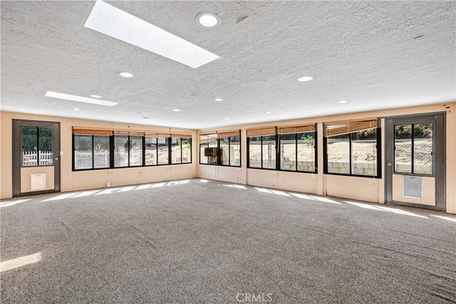 31817 Saint Anne Drive, Llano, CA 93544